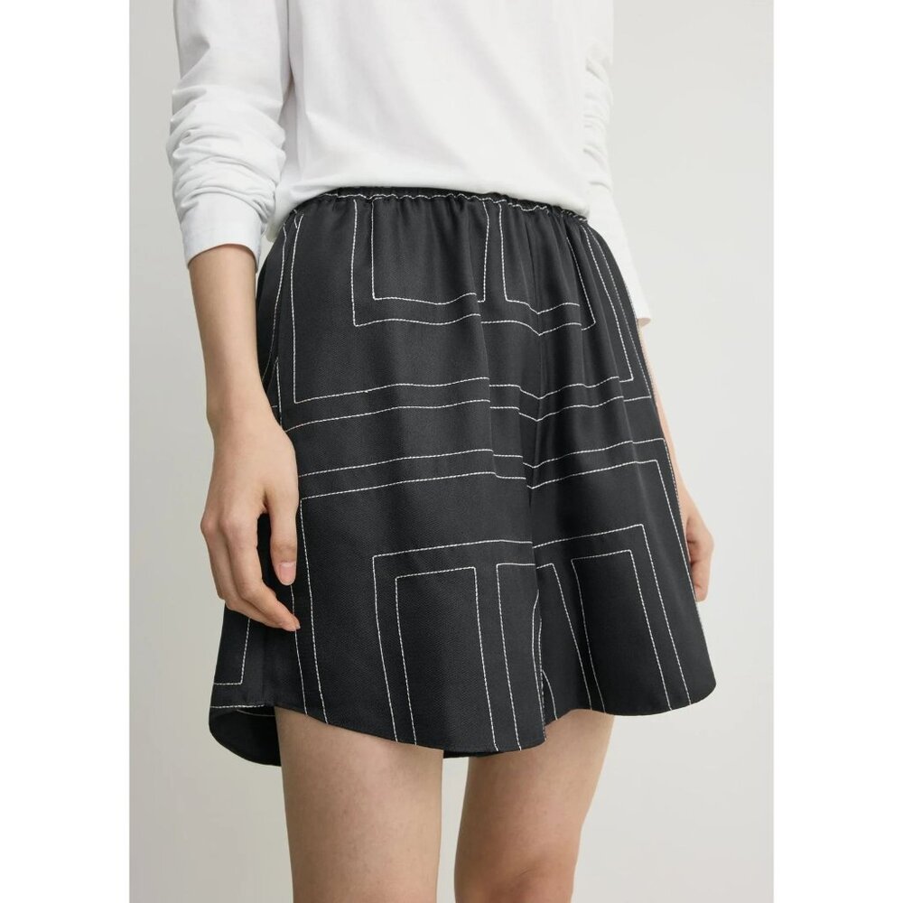 Toteme NWOT Monogram silk pj shorts black 34